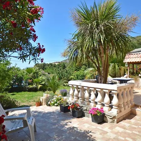 Curtalina Holiday home